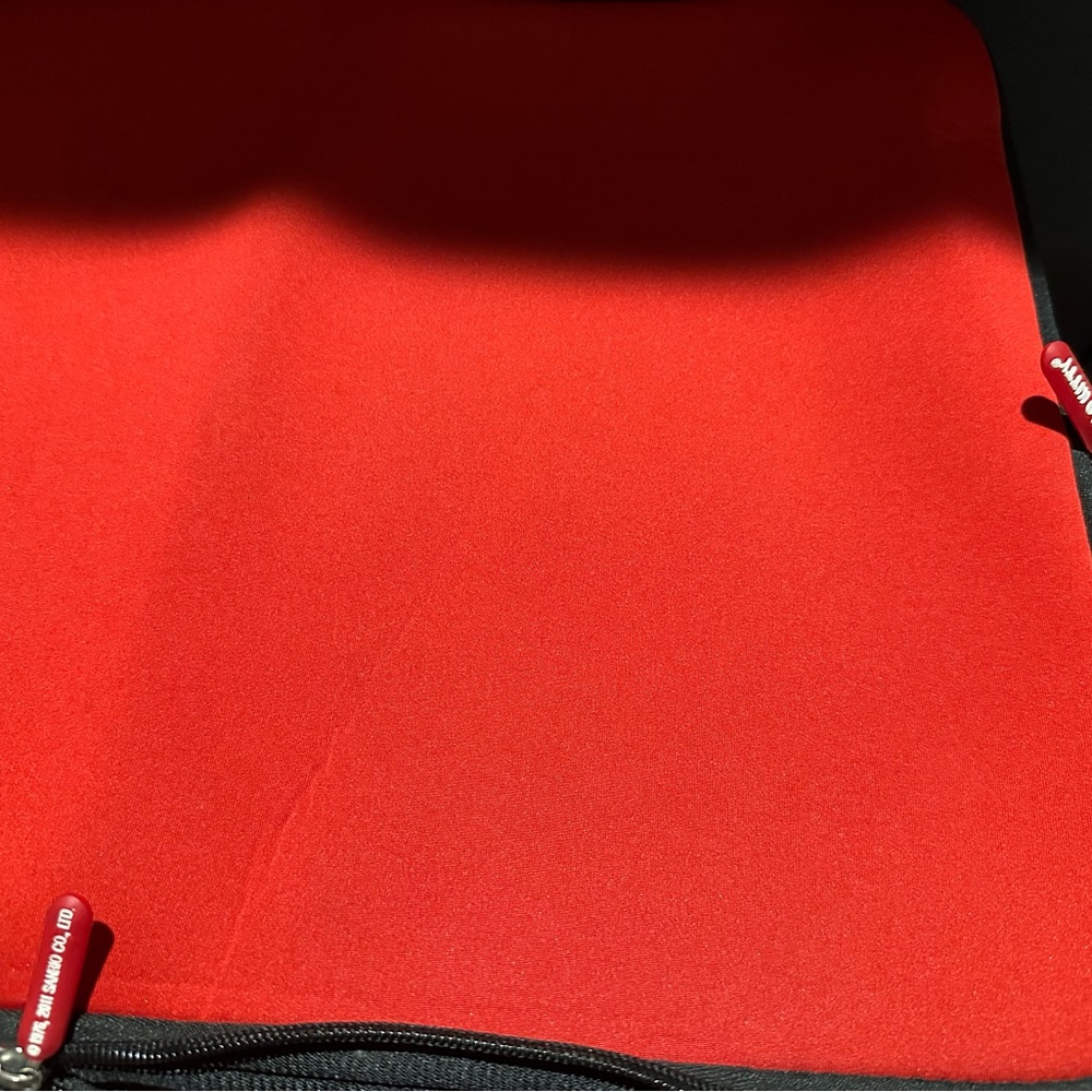 Hello Kitty Red Tablet Sleeve - Picture 6 of 8